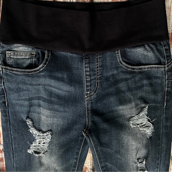 M. Rena Stretch Denim Distressed Skinny Jeans - Picture 2 of 6